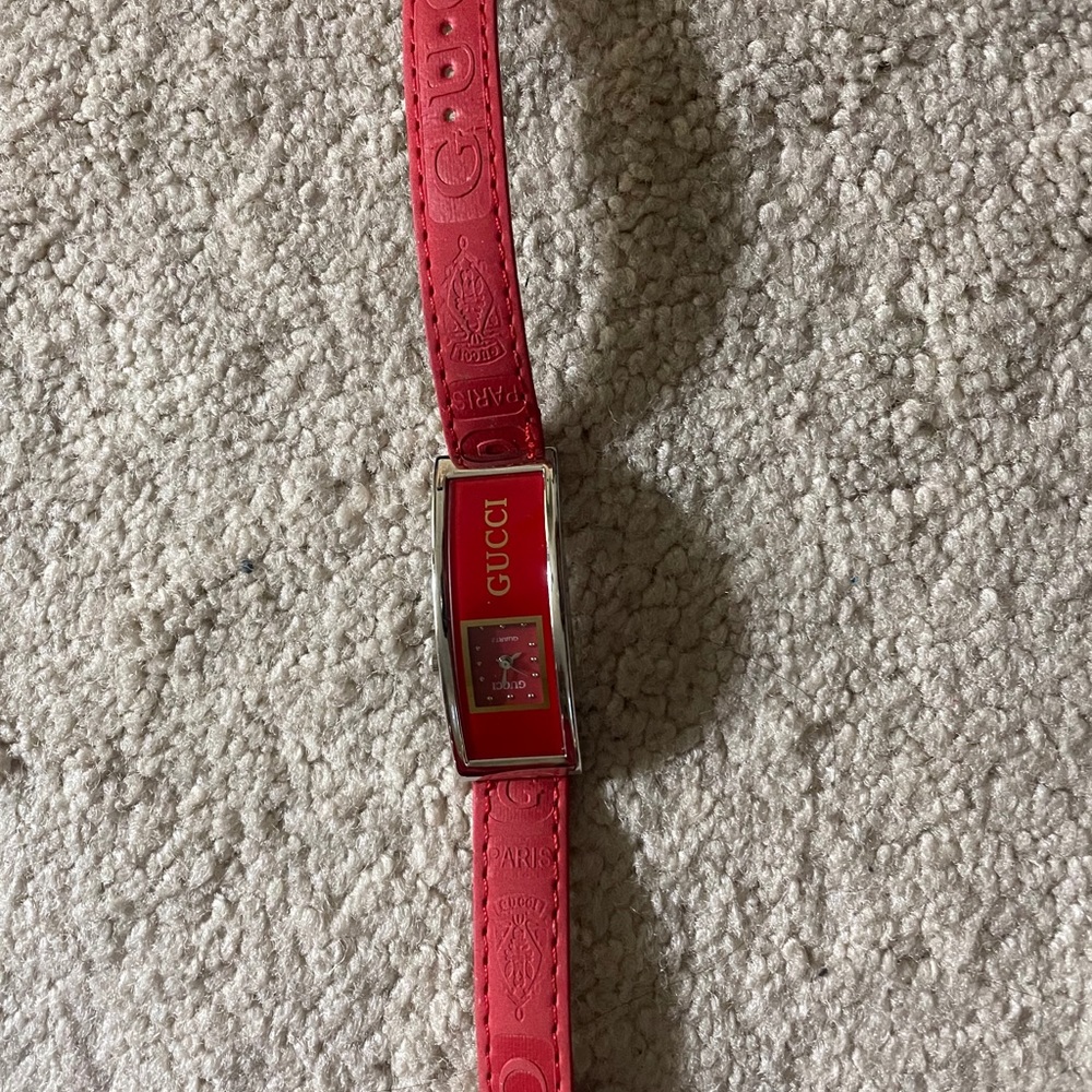 Gucci watch